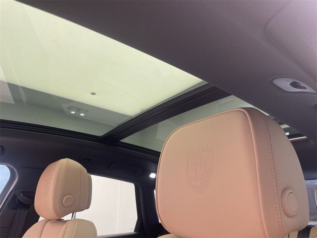 2025 Porsche Macan S