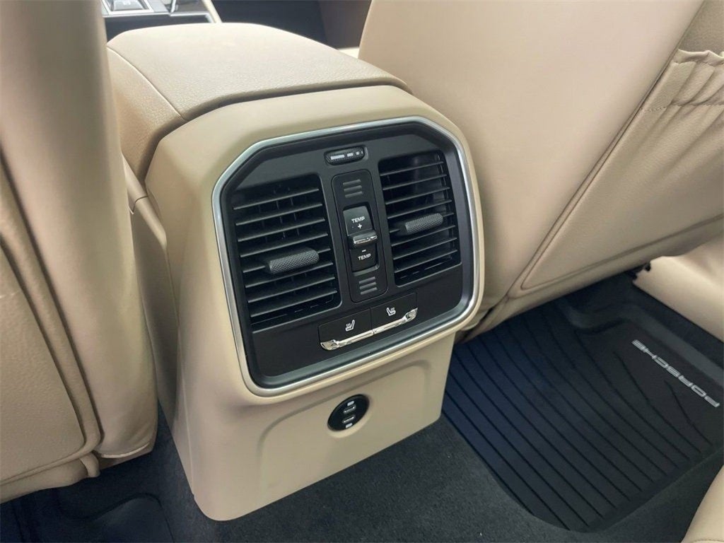 2025 Porsche Macan S