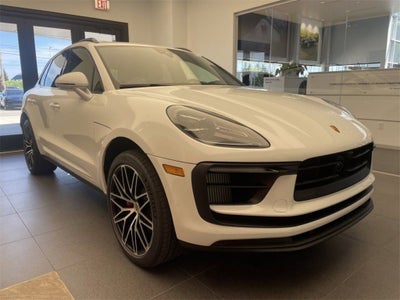 2025 Porsche Macan S