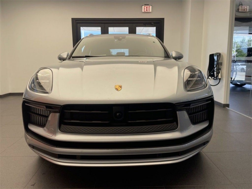 2025 Porsche Macan S