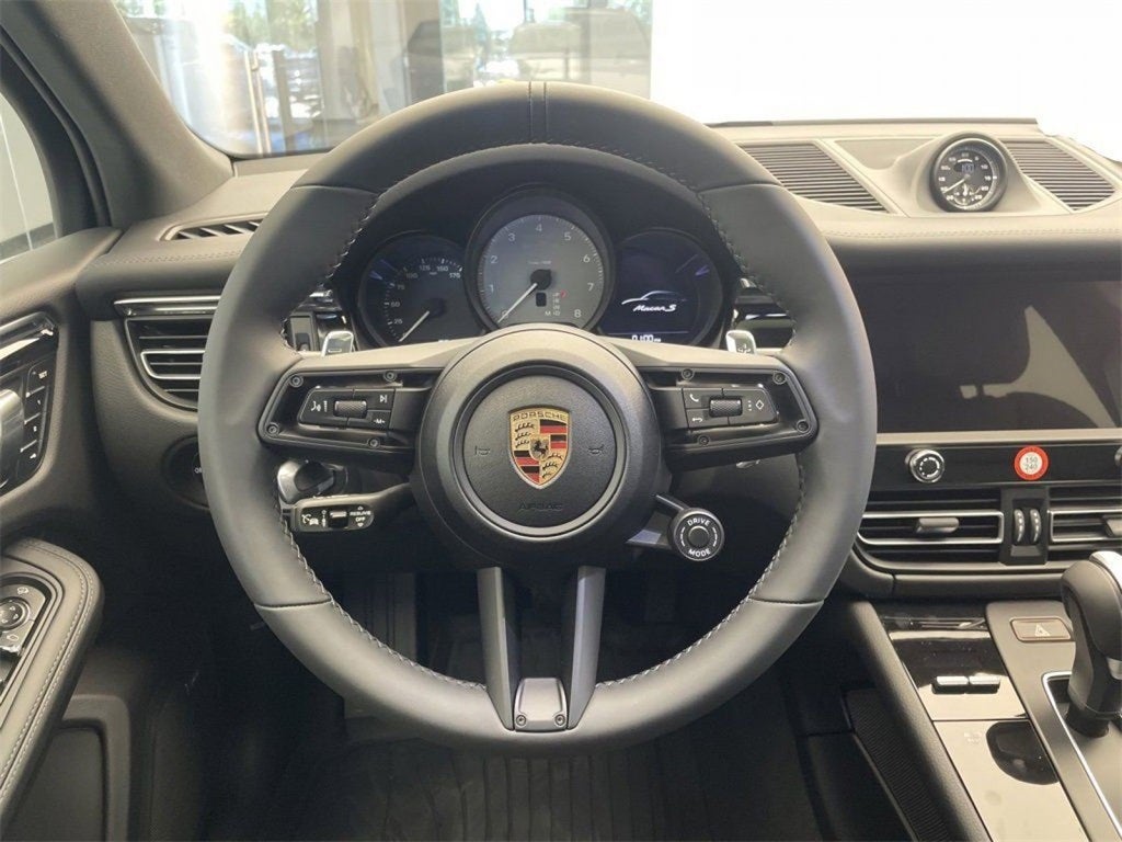 2025 Porsche Macan S