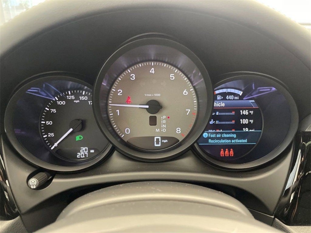 2025 Porsche Macan S