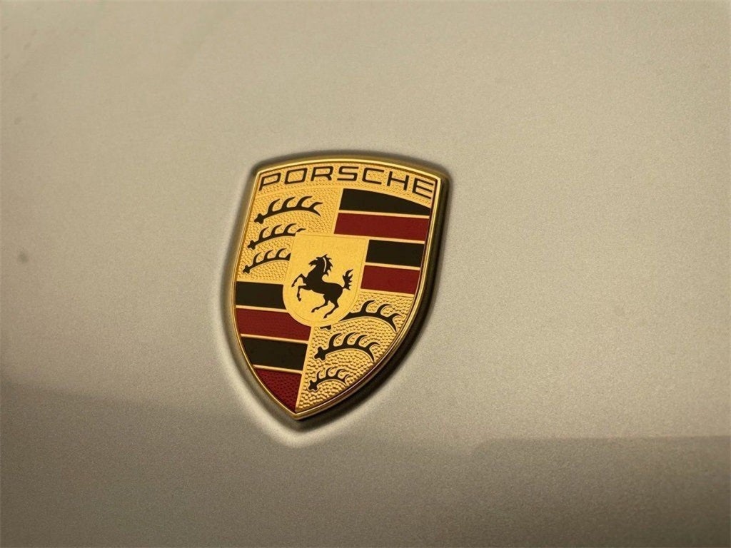 2025 Porsche Macan S