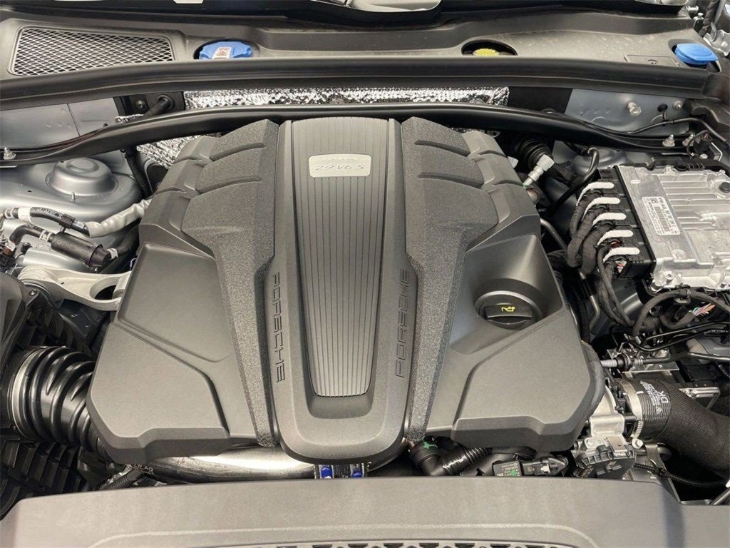 2025 Porsche Macan S