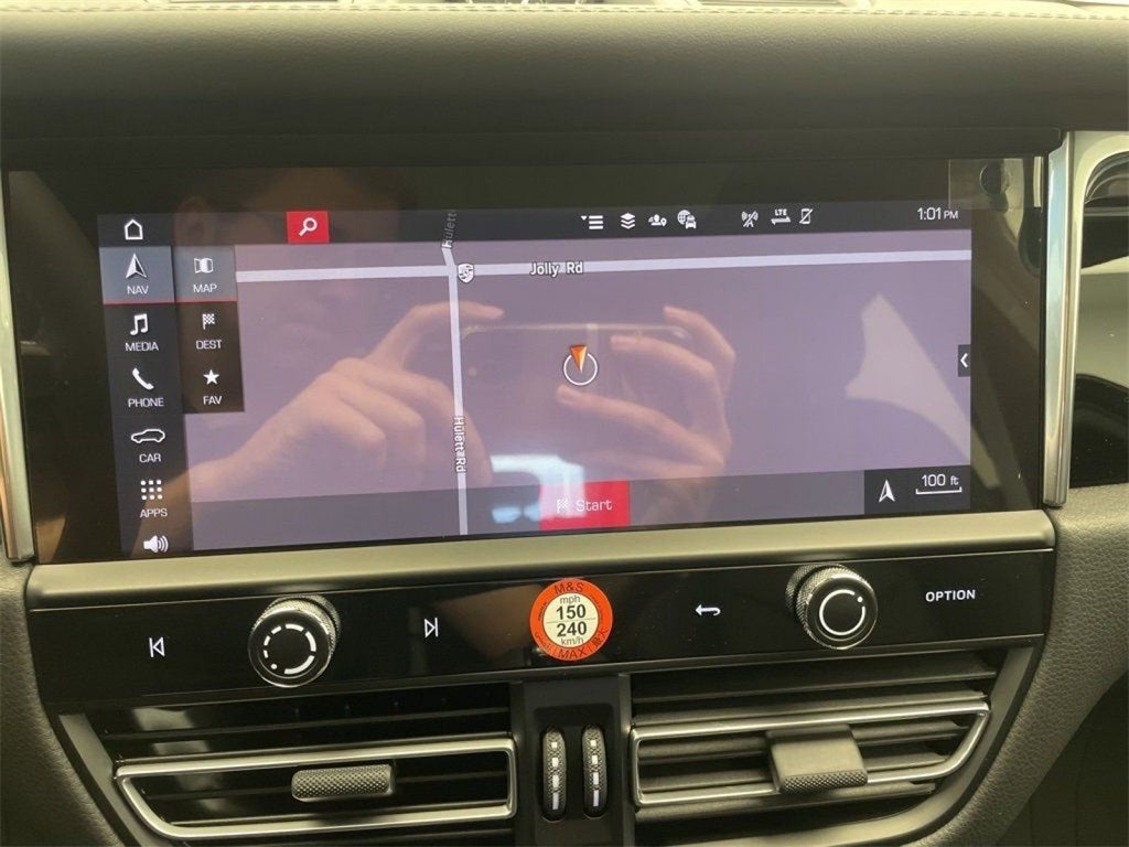 2025 Porsche Macan S