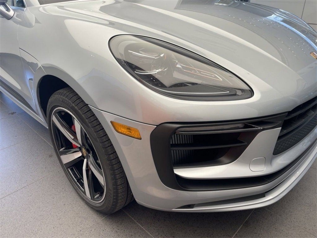 2025 Porsche Macan S