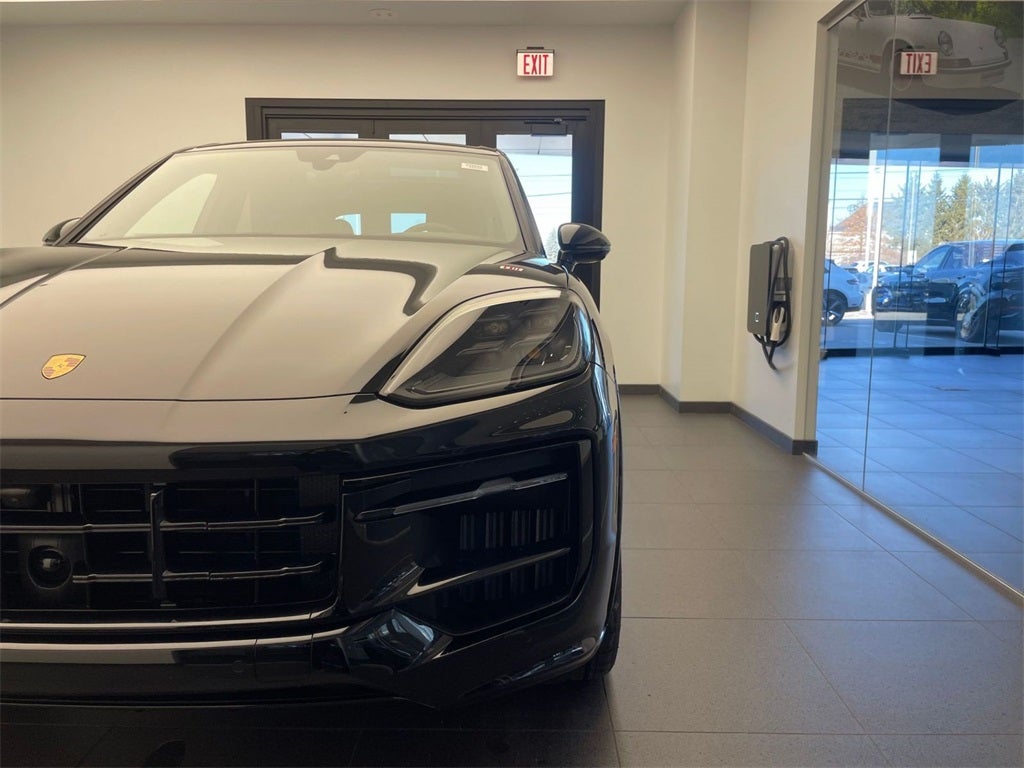 2026 Porsche Cayenne GTS