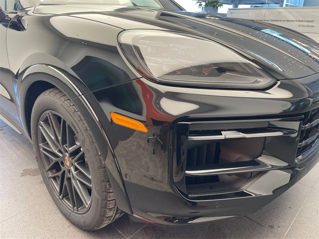 2026 Porsche Cayenne GTS