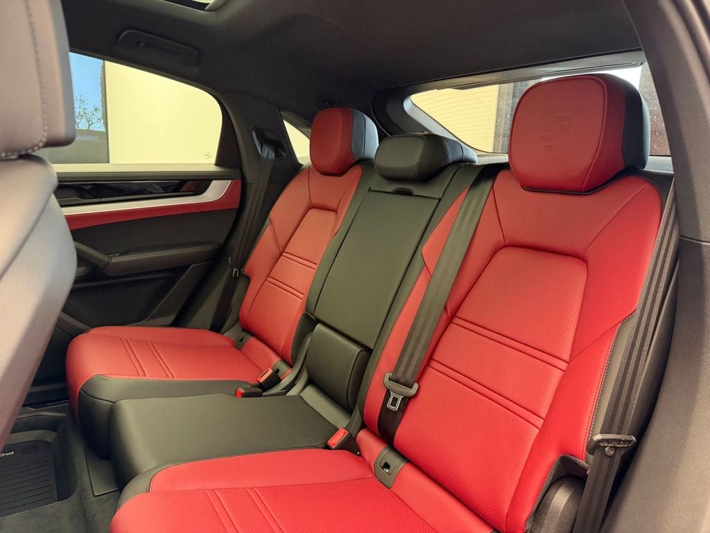 2026 Porsche Cayenne Coupe Base