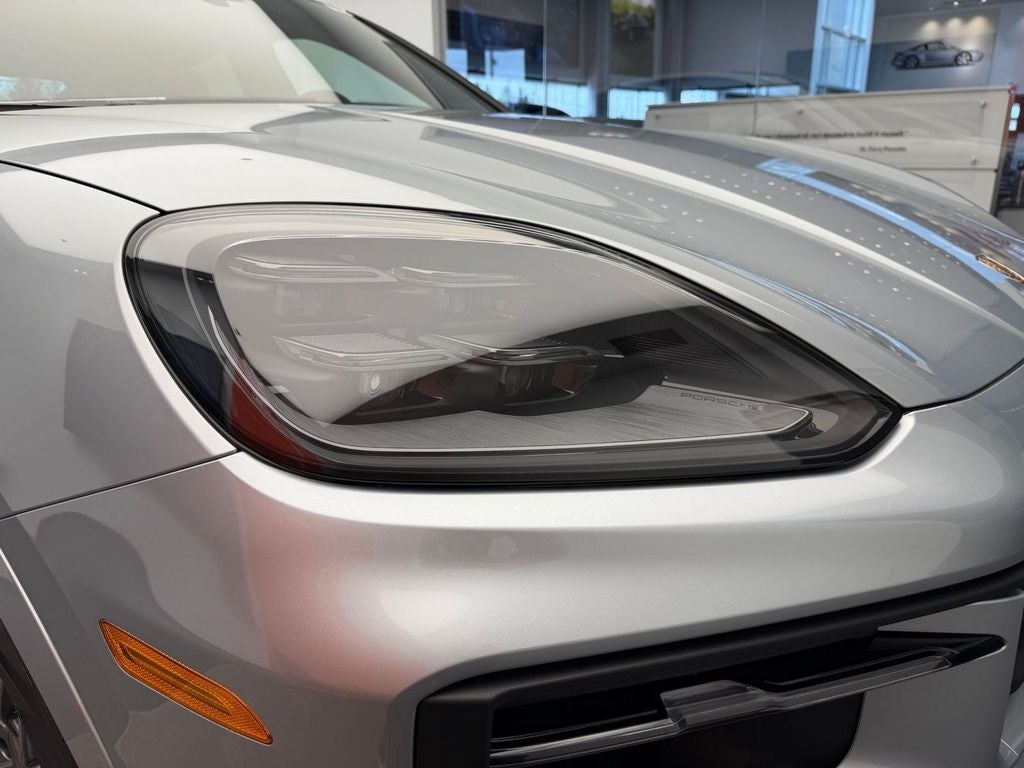 2026 Porsche Cayenne Coupe Base