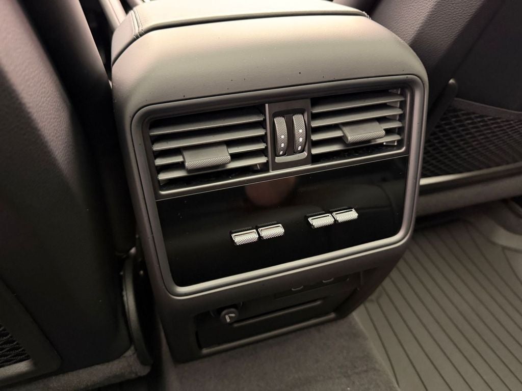 2026 Porsche Cayenne Coupe Base