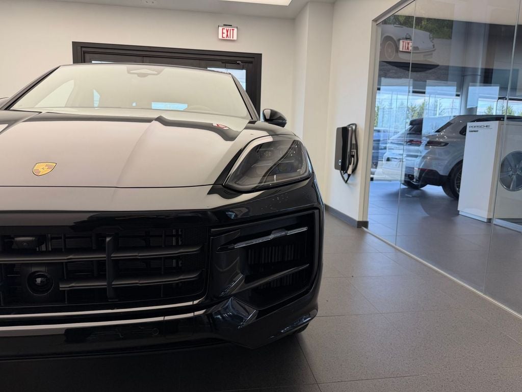 2026 Porsche Cayenne Coupe Base