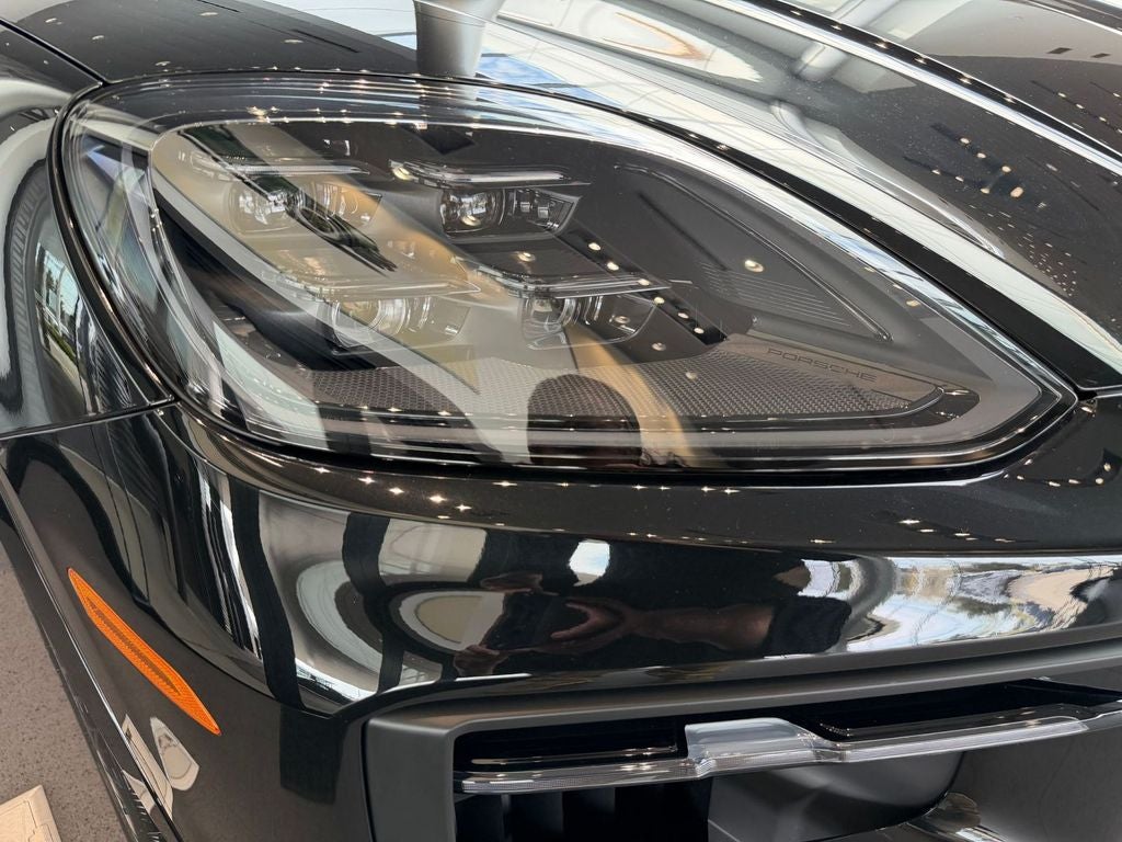 2026 Porsche Cayenne Coupe Base