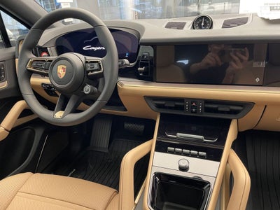 2026 Porsche Cayenne Base