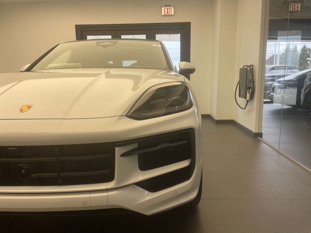 2026 Porsche Cayenne Base