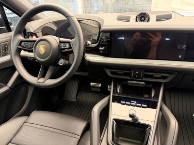 2026 Porsche Cayenne S