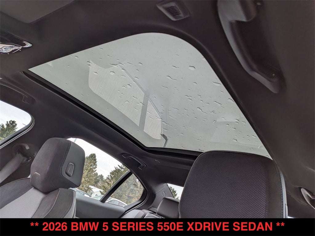 2026 BMW 550e 550e xDrive