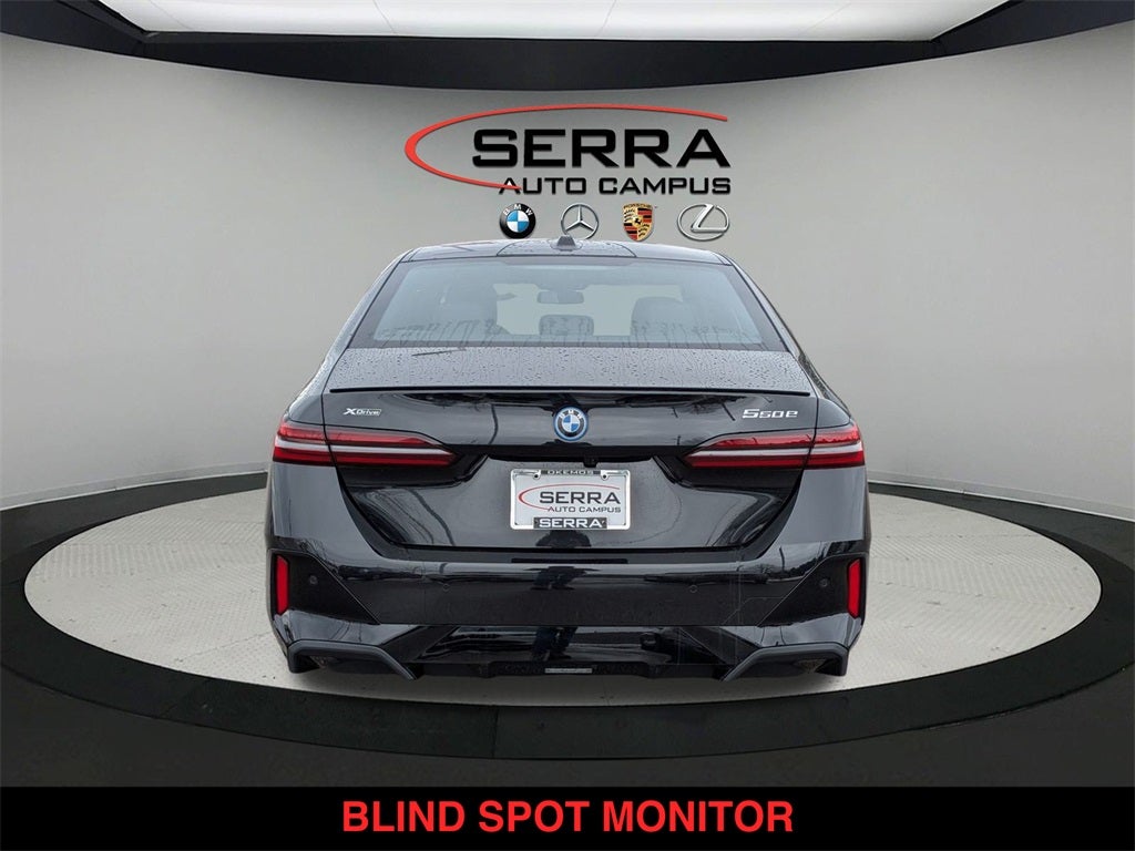 2026 BMW 550e 550e xDrive