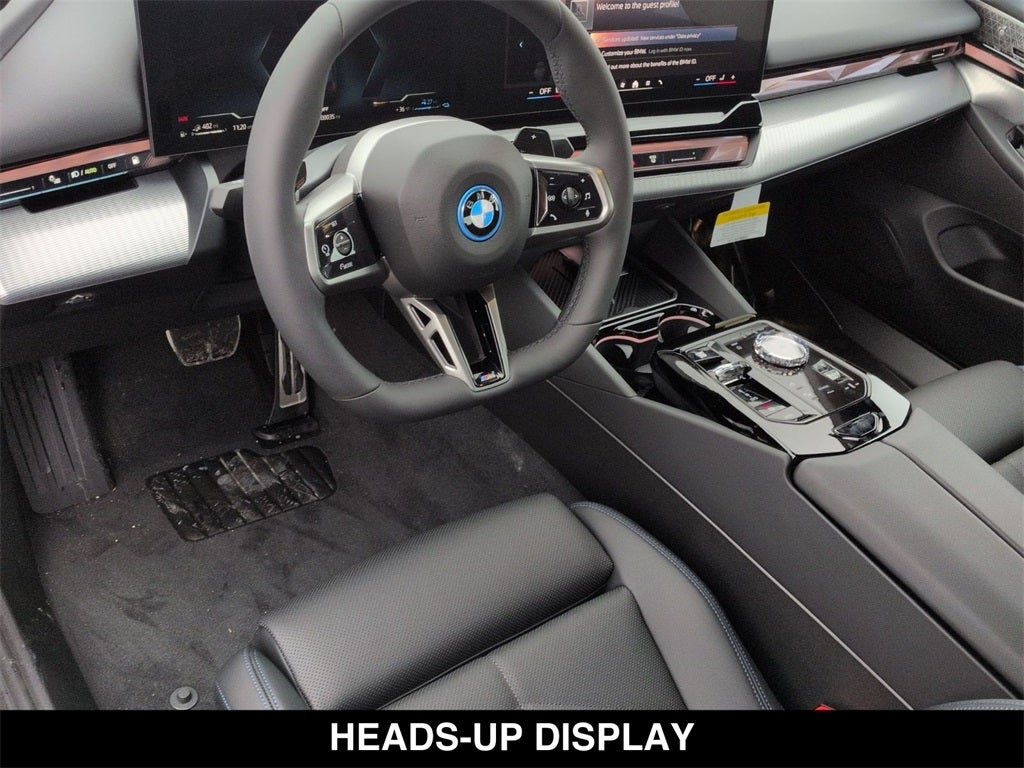 2026 BMW 550e 550e xDrive