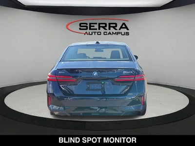 2027 BMW 550e 550e xDrive