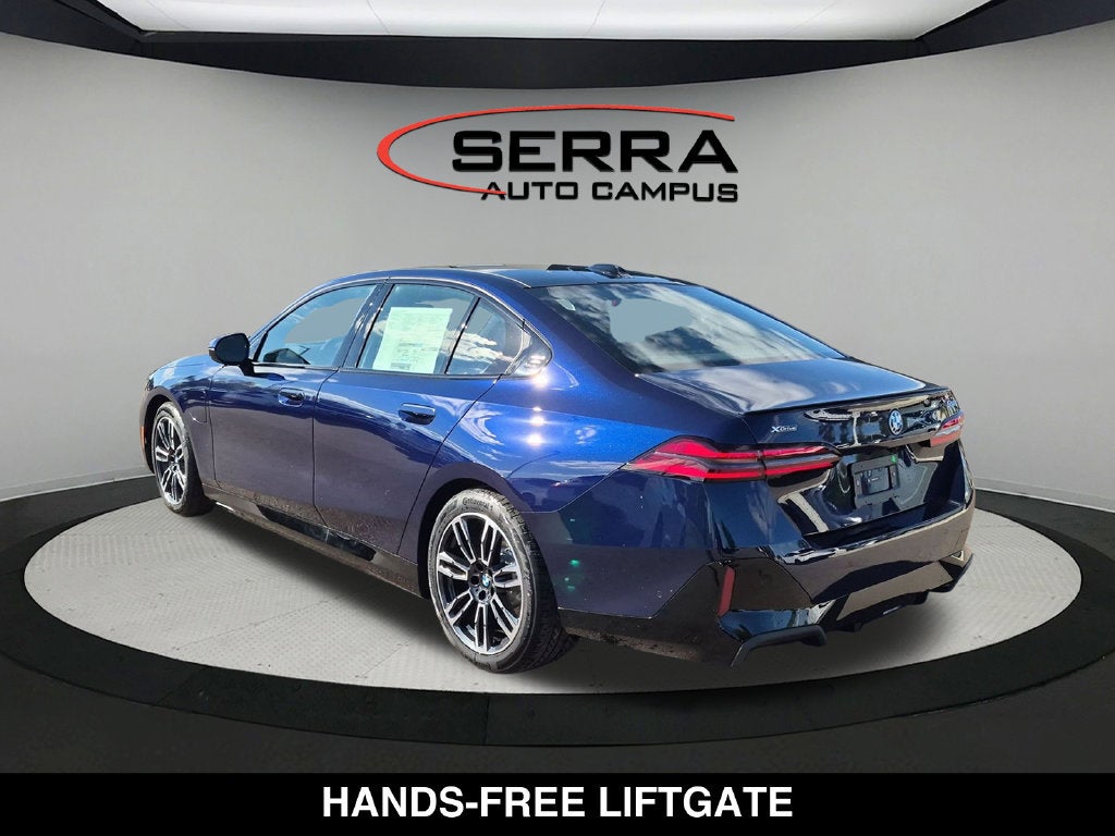 2027 BMW 550e 550e xDrive