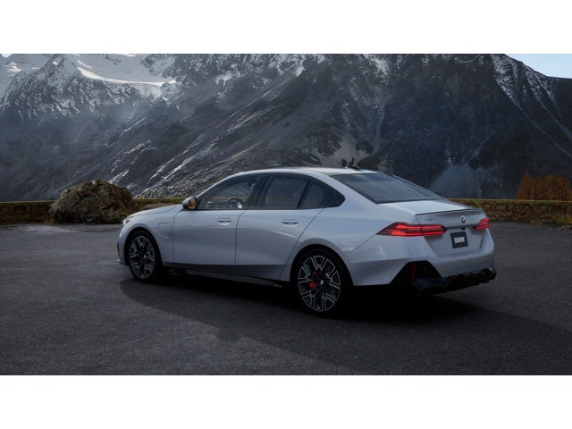 2027 BMW 550e 550e xDrive