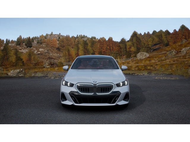 2027 BMW 550e 550e xDrive