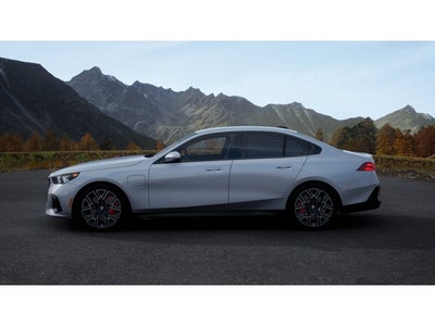 2027 BMW 550e 550e xDrive