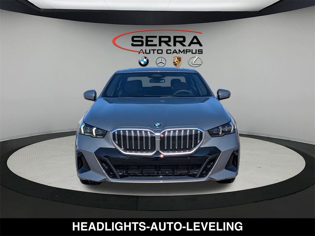 2026 BMW 530i 530i xDrive