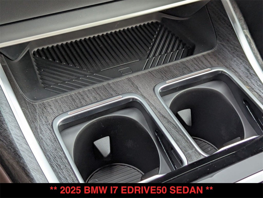2025 BMW i7 eDrive50